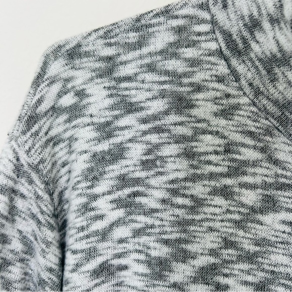 SWEET CLAIRE | gray mock neck long sleeve top - Picture 4 of 6